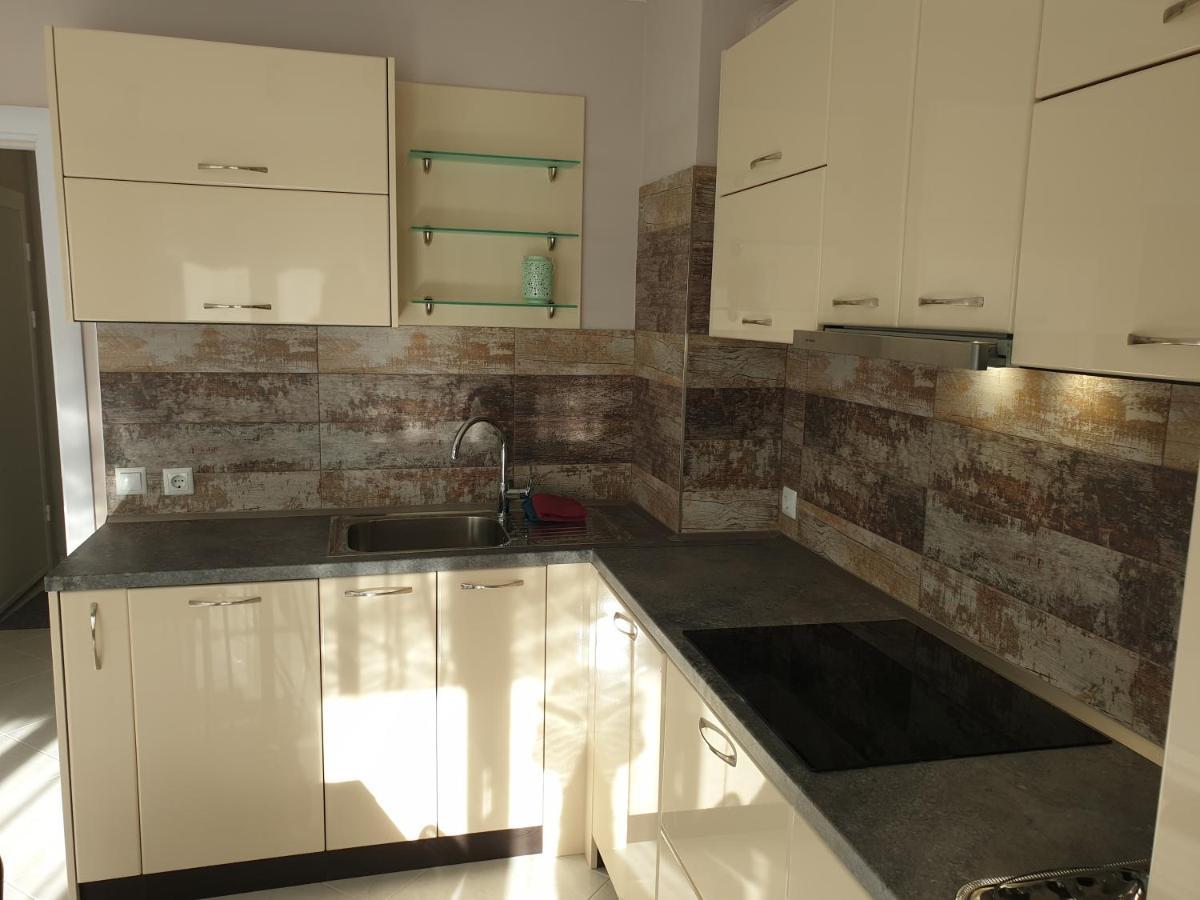 New The Twins Varna Two-Bedroom, Apt 5 At 15 Tsani Ginchev Street, Floor 3 מראה חיצוני תמונה