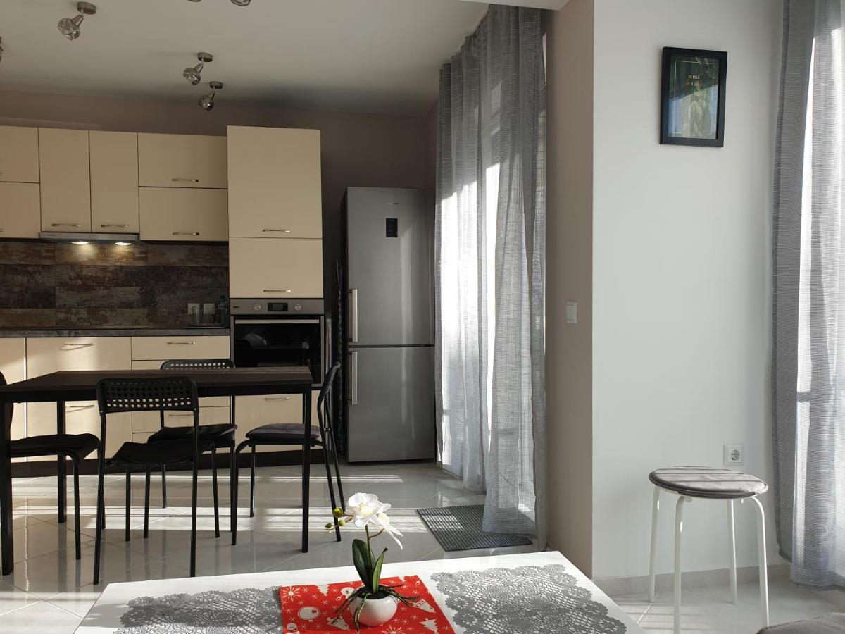 New The Twins Varna Two-Bedroom, Apt 5 At 15 Tsani Ginchev Street, Floor 3 מראה חיצוני תמונה