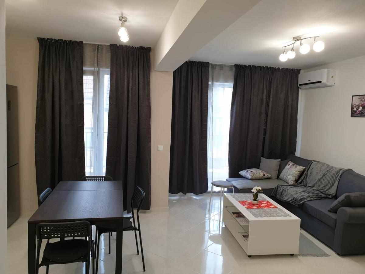 New The Twins Varna Two-Bedroom, Apt 5 At 15 Tsani Ginchev Street, Floor 3 מראה חיצוני תמונה